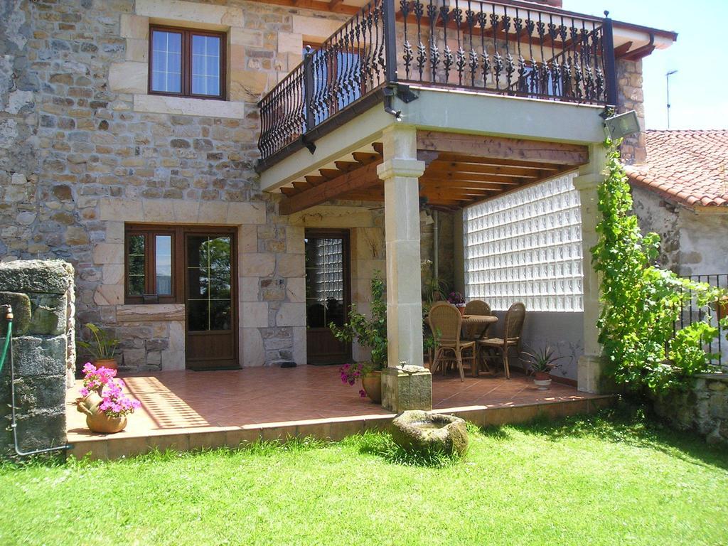 Posada De Villacarriedo Exterior foto